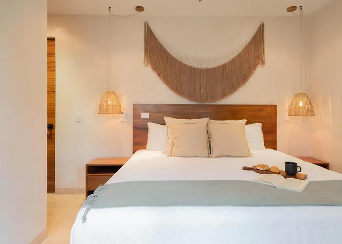 Modern 2br Penthouse Concierge Gated Community